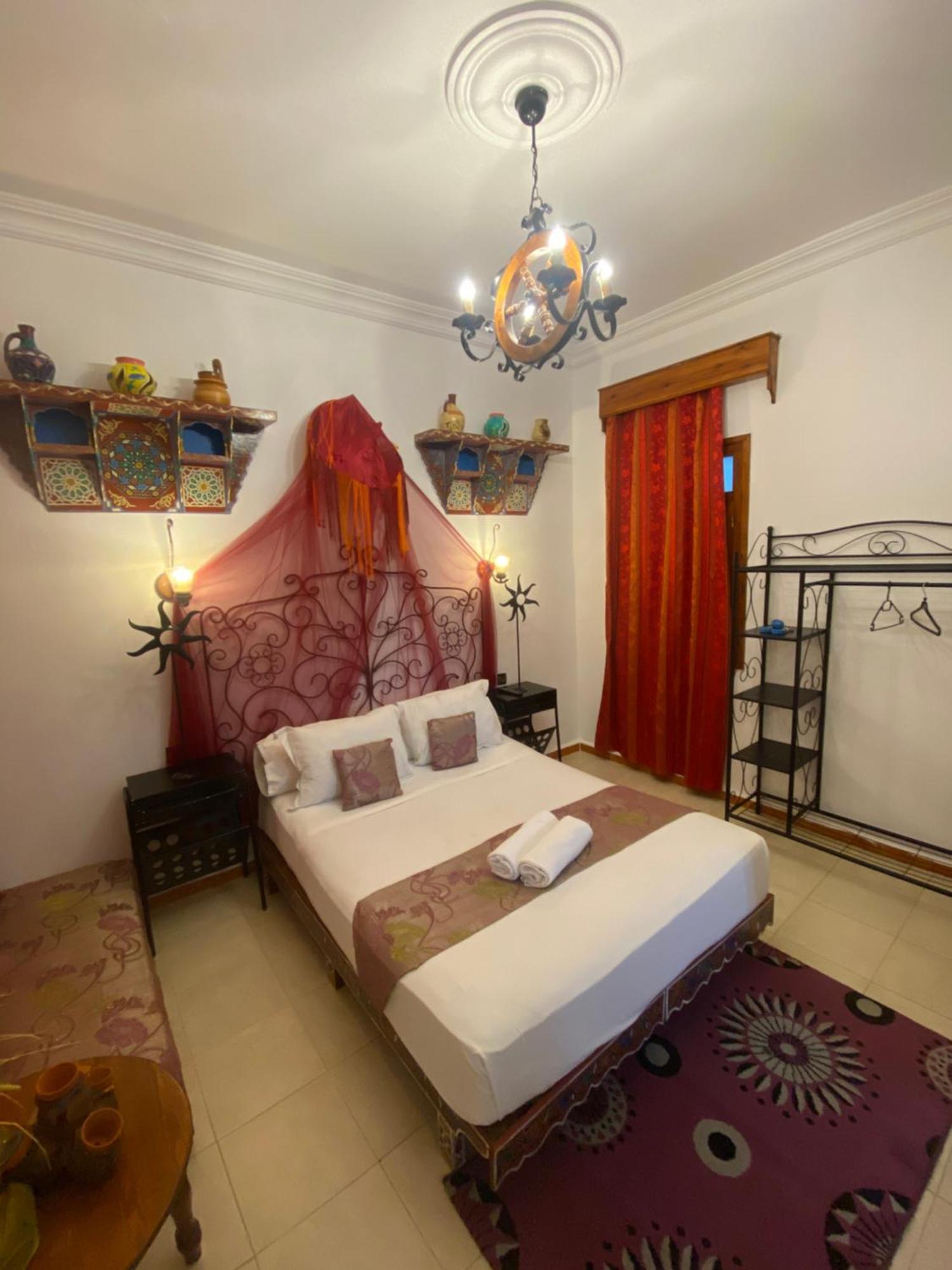 Hotel Casa Khaldi เชฟชาอูน ภายนอก รูปภาพ